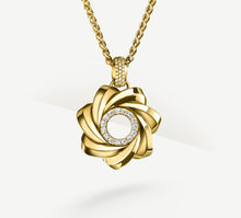 Load image into Gallery viewer, Star Talon Pendant&lt;br&gt;in 18K Gold w/Pavé Diamond Halo
