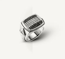 Load image into Gallery viewer, Arrow Signet Ring&lt;br&gt;Black &amp; White Pavé Diamonds
