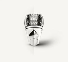 Load image into Gallery viewer, Arrow Signet Ring&lt;br&gt;Black &amp; White Pavé Diamonds
