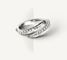 Load image into Gallery viewer, Luxxe Talon Ring / Sterling Silver&lt;br&gt;w/Inverted Pavé-Set Diamonds
