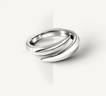 Load image into Gallery viewer, Talon Ring / Sterling Silver
